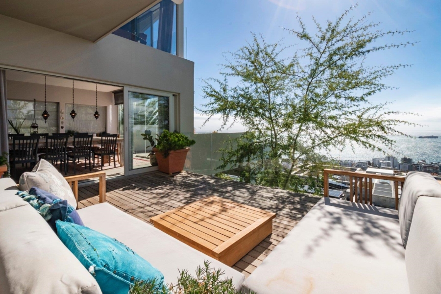 3 Bedroom Property for Sale in Fresnaye Western Cape